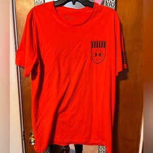 Mens america under armor shirt